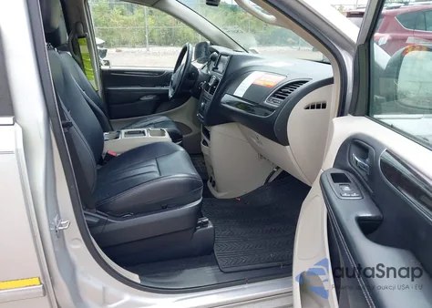 2012 Chrysler Town & Country Touring from USA, damaged, VIN 2C4RC1BG4CR386284